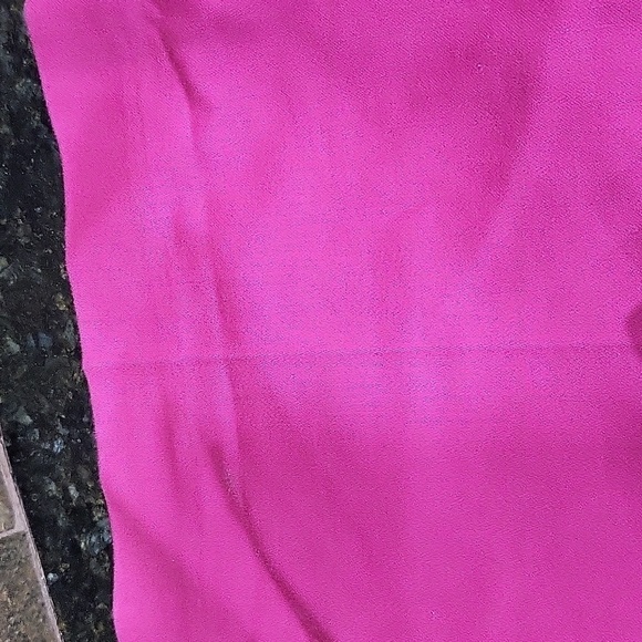 Requirements Pink Pants Size 8 - Picture 3 of 6